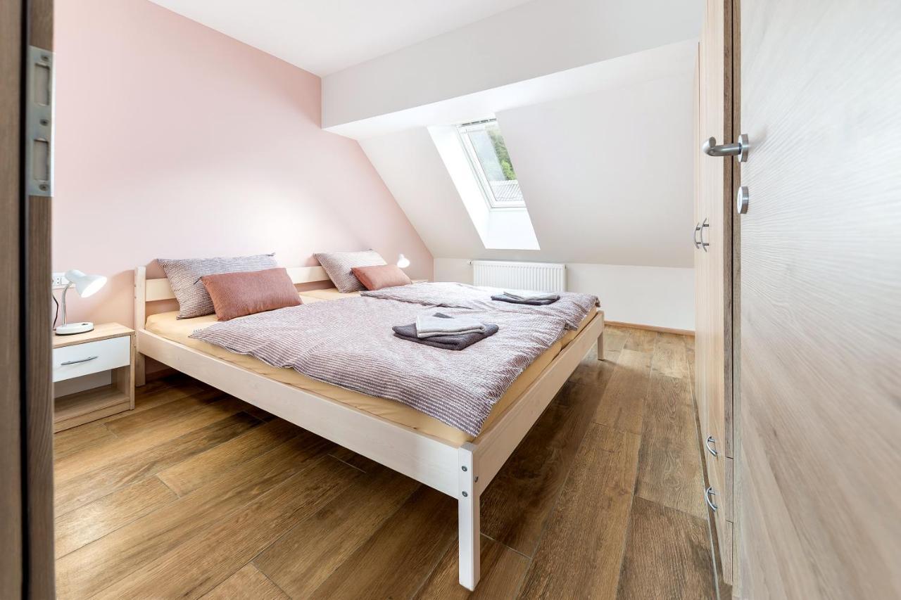 Apartmaji Rupnik بوهينيسكا بيستريكا المظهر الخارجي الصورة