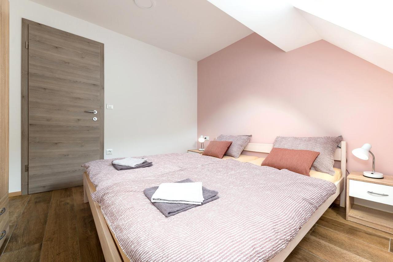 Apartmaji Rupnik بوهينيسكا بيستريكا المظهر الخارجي الصورة