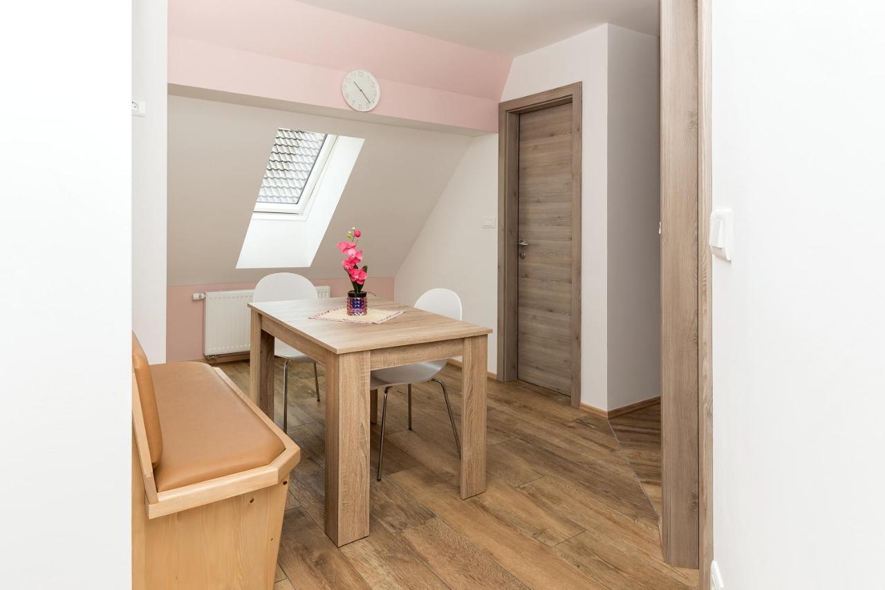 Apartmaji Rupnik بوهينيسكا بيستريكا المظهر الخارجي الصورة